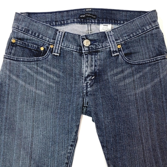 LEVI'S ♡ Sweet 'n Sexy LEVI'S Night Blues Stretchy Blue Jeans w/Rhinestones 8 - Picture 14 of 16